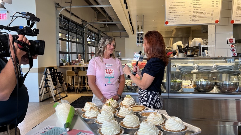 Leah with Kelli Hanson at YUM!