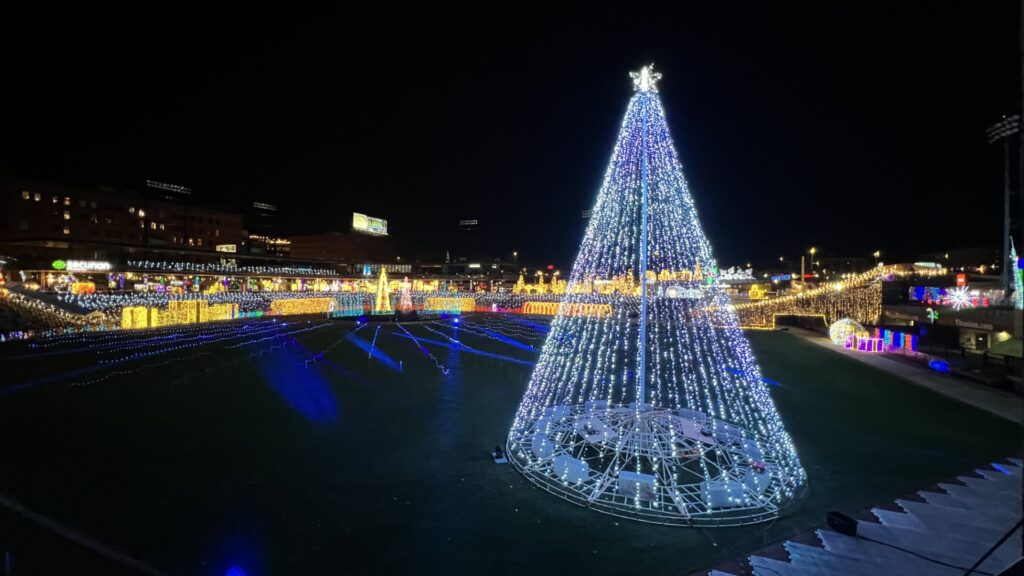 holiday glow festival st. paul.